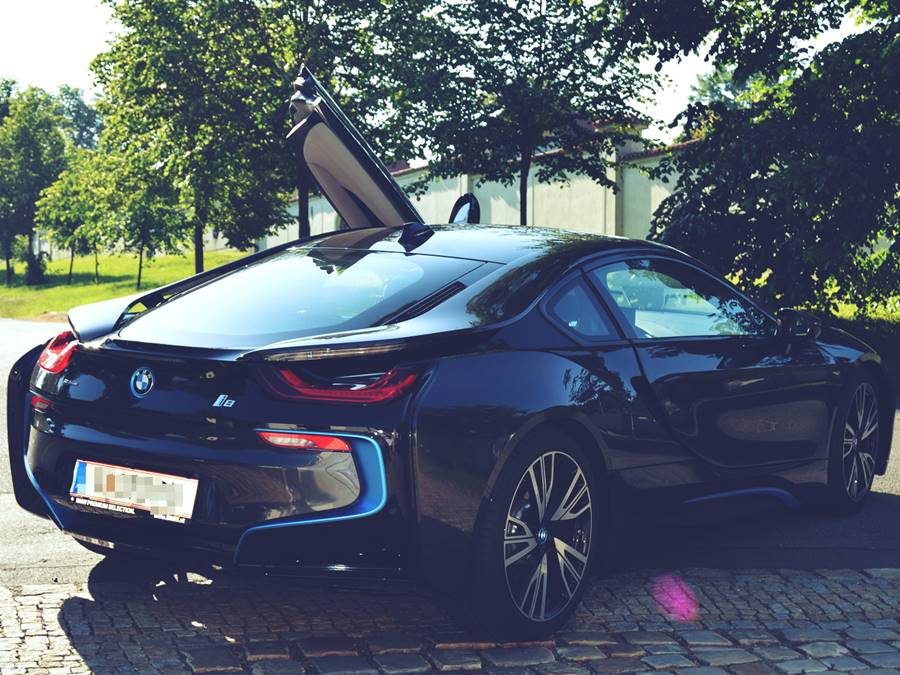 BMW automobili će međusobno komunicirati